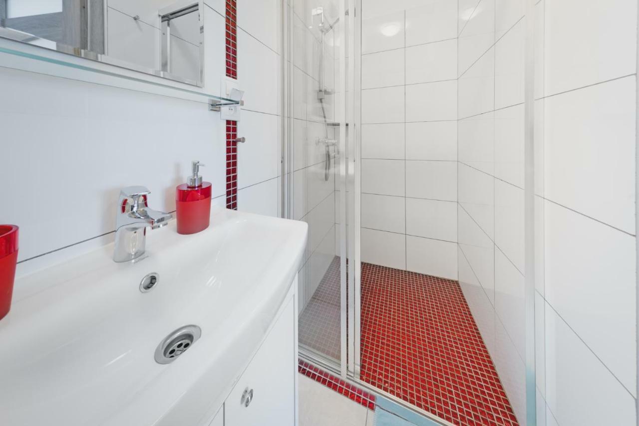 Apartment Franka Освенцим Экстерьер фото